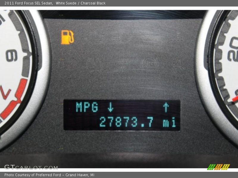 White Suede / Charcoal Black 2011 Ford Focus SEL Sedan