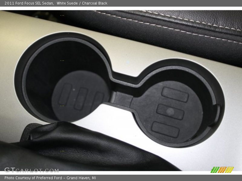 White Suede / Charcoal Black 2011 Ford Focus SEL Sedan