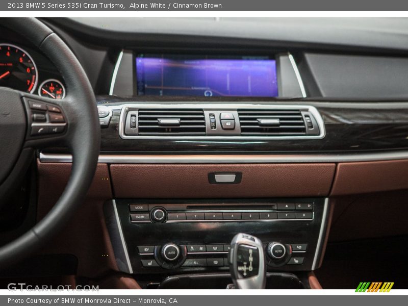 Alpine White / Cinnamon Brown 2013 BMW 5 Series 535i Gran Turismo