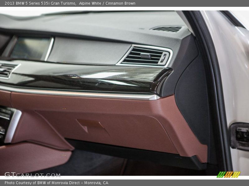 Alpine White / Cinnamon Brown 2013 BMW 5 Series 535i Gran Turismo