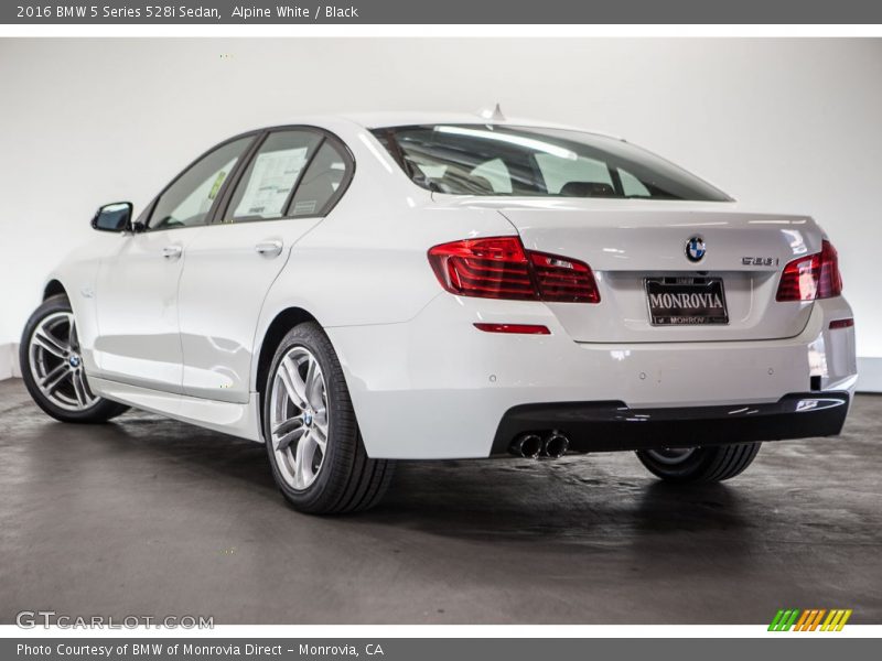 Alpine White / Black 2016 BMW 5 Series 528i Sedan