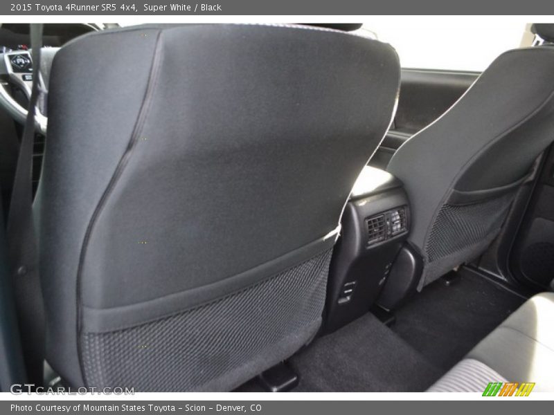 Super White / Black 2015 Toyota 4Runner SR5 4x4
