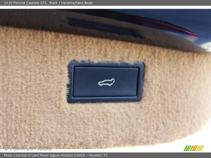Black / Havanna/Sand Beige 2010 Porsche Cayenne GTS