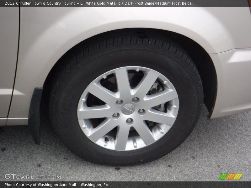 White Gold Metallic / Dark Frost Beige/Medium Frost Beige 2012 Chrysler Town & Country Touring - L