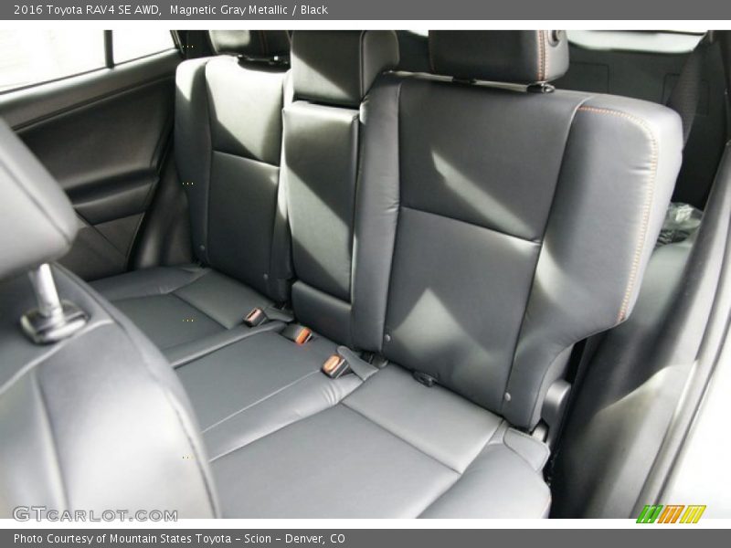 Magnetic Gray Metallic / Black 2016 Toyota RAV4 SE AWD