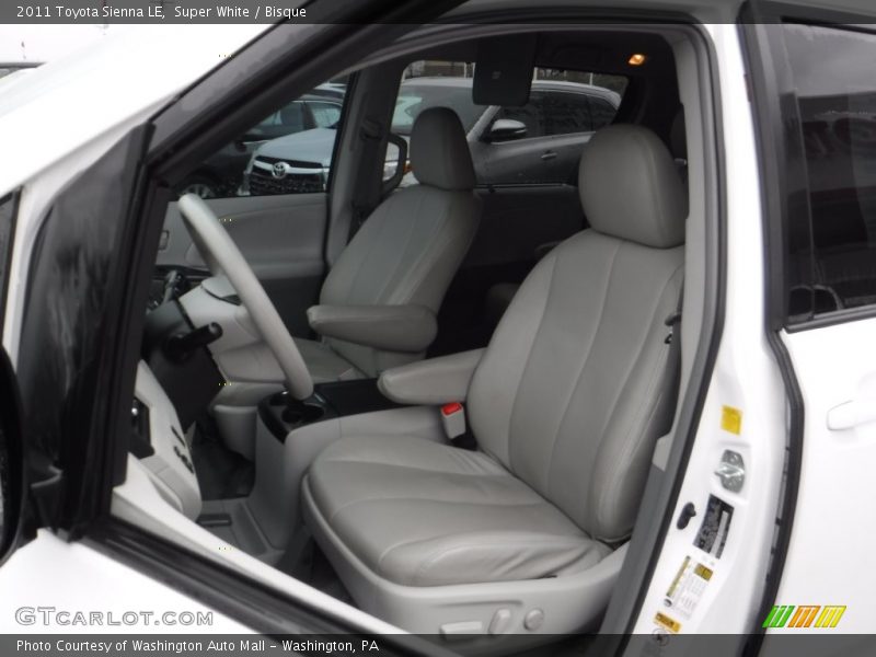 Super White / Bisque 2011 Toyota Sienna LE