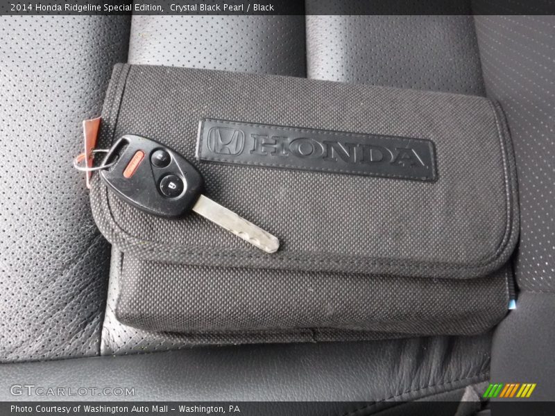 Crystal Black Pearl / Black 2014 Honda Ridgeline Special Edition