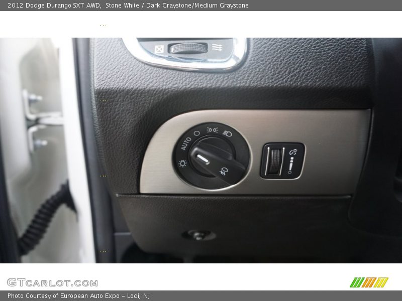 Stone White / Dark Graystone/Medium Graystone 2012 Dodge Durango SXT AWD