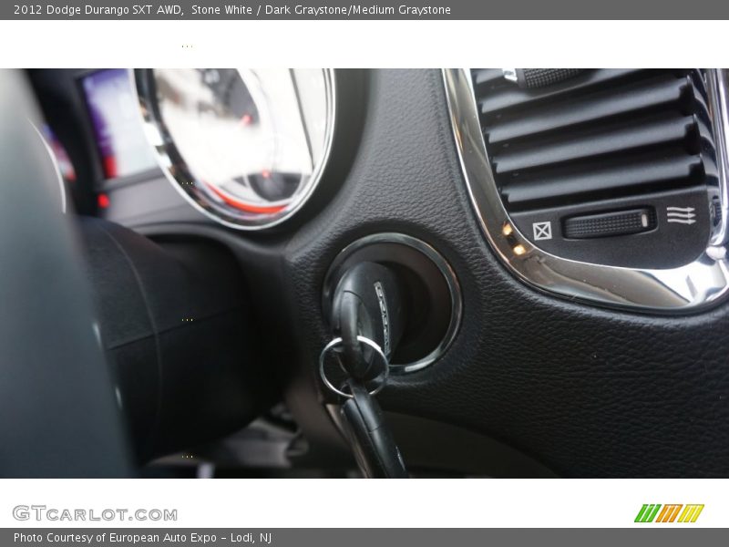 Stone White / Dark Graystone/Medium Graystone 2012 Dodge Durango SXT AWD