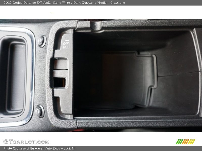 Stone White / Dark Graystone/Medium Graystone 2012 Dodge Durango SXT AWD