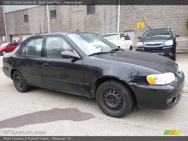 Front 3/4 View of 2002 Corolla CE