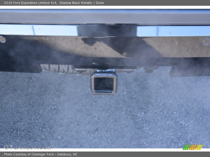 Shadow Black Metallic / Dune 2016 Ford Expedition Limited 4x4