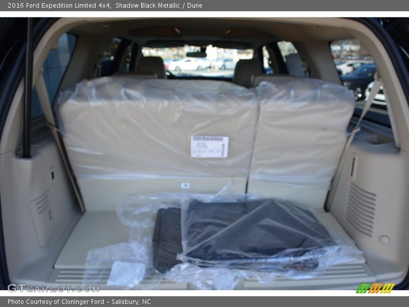 Shadow Black Metallic / Dune 2016 Ford Expedition Limited 4x4
