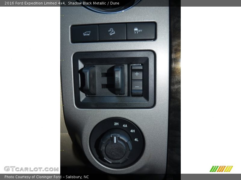 Shadow Black Metallic / Dune 2016 Ford Expedition Limited 4x4