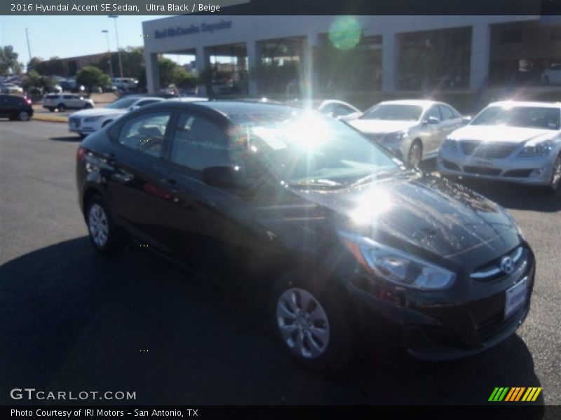 Ultra Black / Beige 2016 Hyundai Accent SE Sedan
