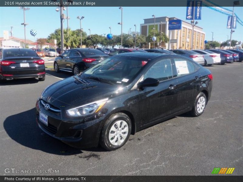 Ultra Black / Beige 2016 Hyundai Accent SE Sedan