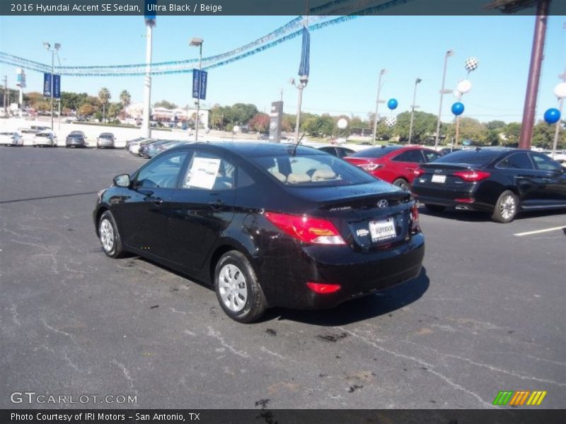 Ultra Black / Beige 2016 Hyundai Accent SE Sedan
