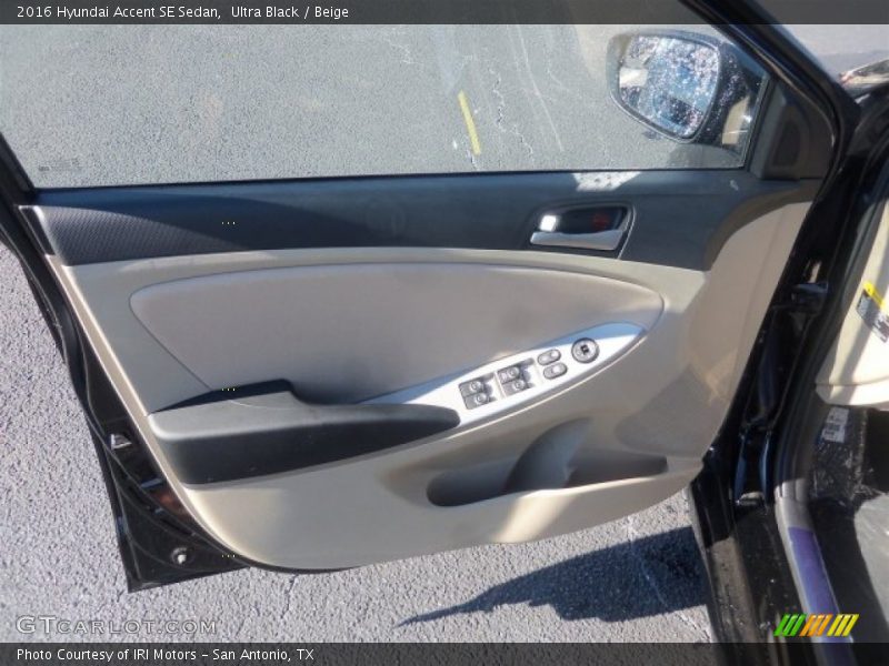 Ultra Black / Beige 2016 Hyundai Accent SE Sedan