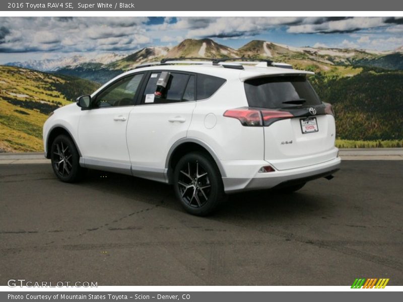 Super White / Black 2016 Toyota RAV4 SE