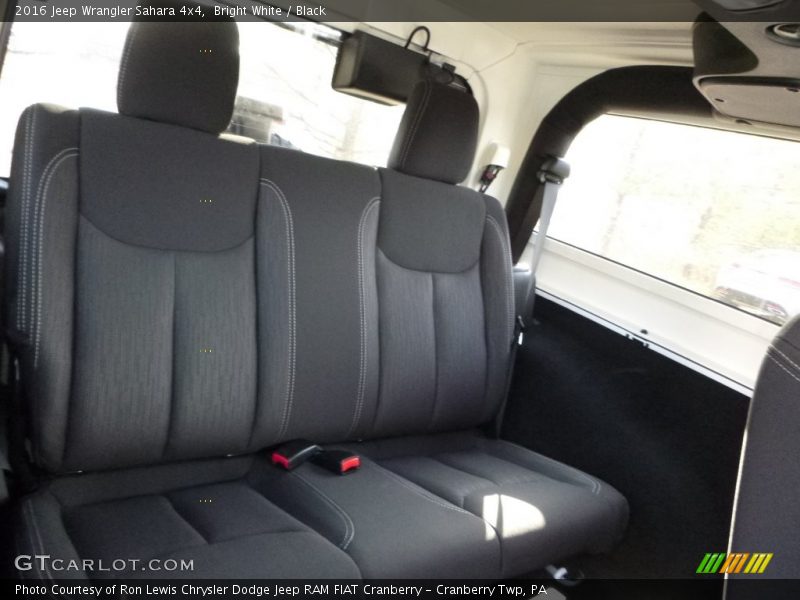 Bright White / Black 2016 Jeep Wrangler Sahara 4x4