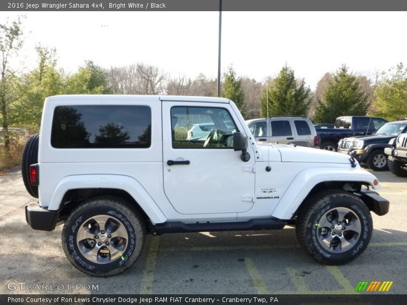 Bright White / Black 2016 Jeep Wrangler Sahara 4x4