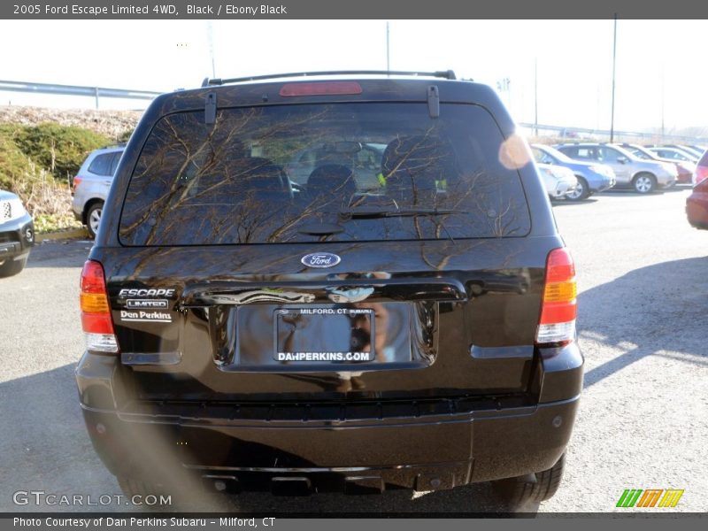 Black / Ebony Black 2005 Ford Escape Limited 4WD