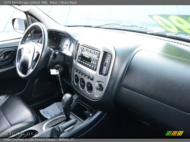 Black / Ebony Black 2005 Ford Escape Limited 4WD