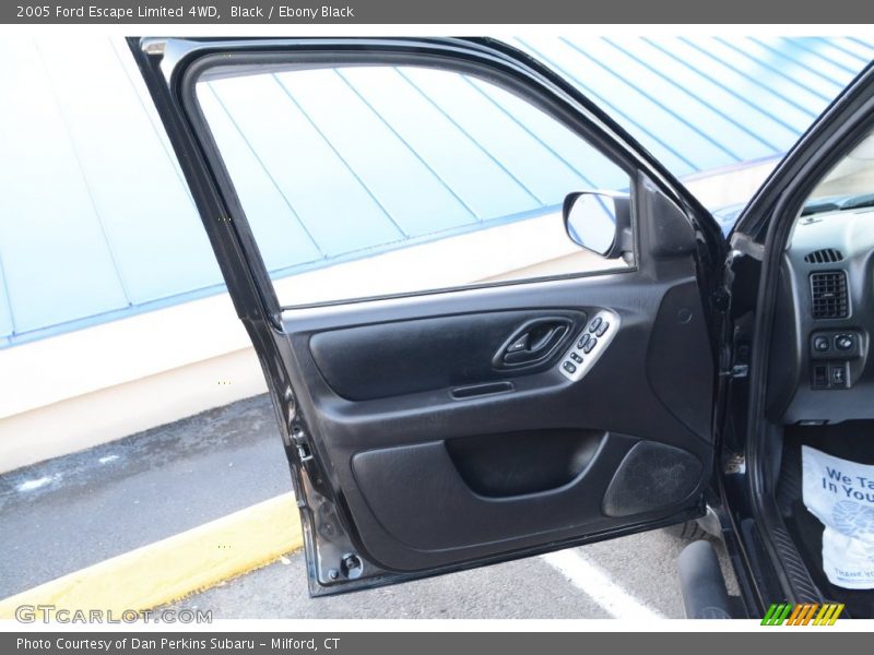 Black / Ebony Black 2005 Ford Escape Limited 4WD