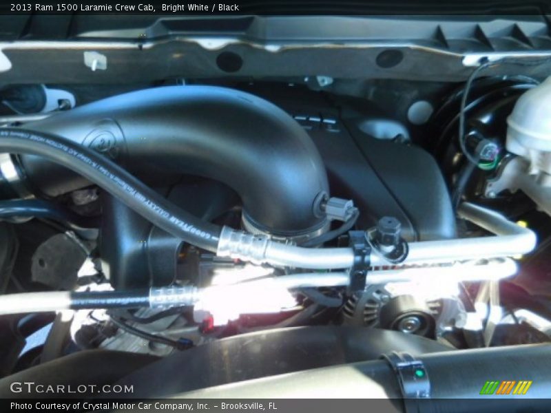 Bright White / Black 2013 Ram 1500 Laramie Crew Cab