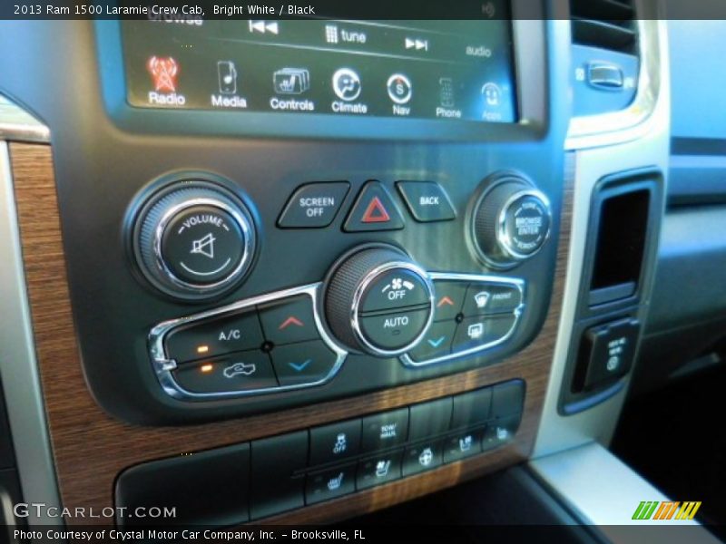 Bright White / Black 2013 Ram 1500 Laramie Crew Cab