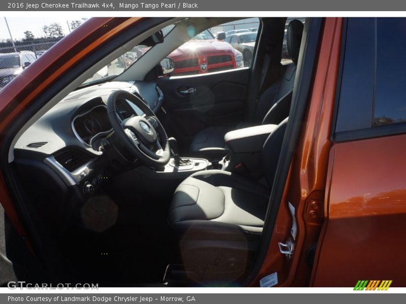Mango Tango Pearl / Black 2016 Jeep Cherokee Trailhawk 4x4