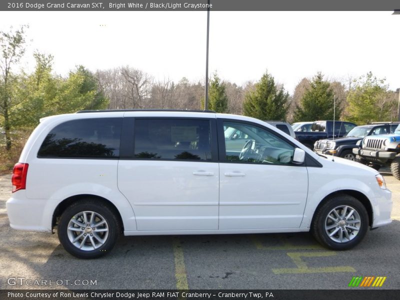Bright White / Black/Light Graystone 2016 Dodge Grand Caravan SXT