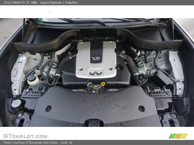 Liquid Platinum / Graphite 2010 Infiniti FX 35 AWD
