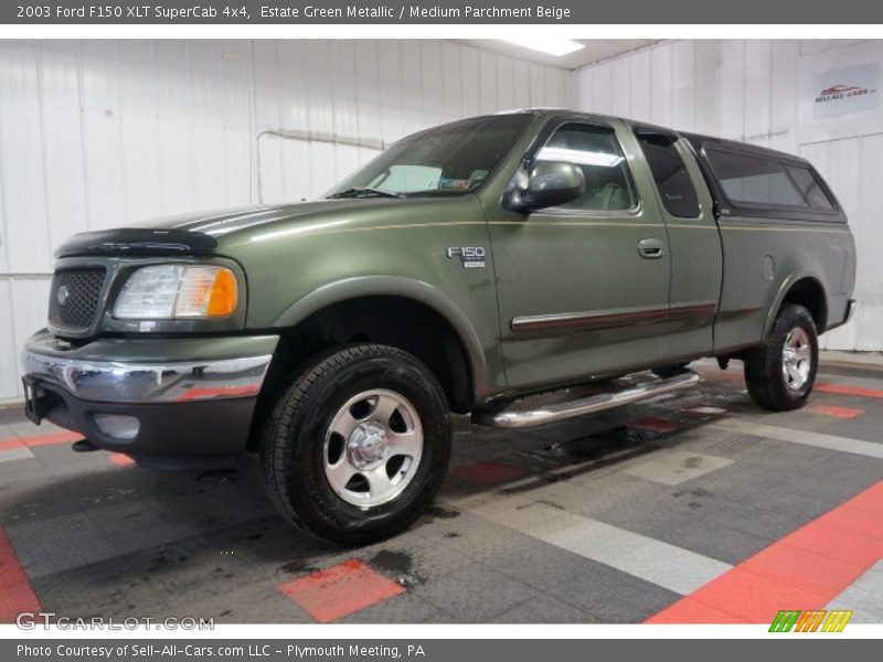 Front 3/4 View of 2003 F150 XLT SuperCab 4x4