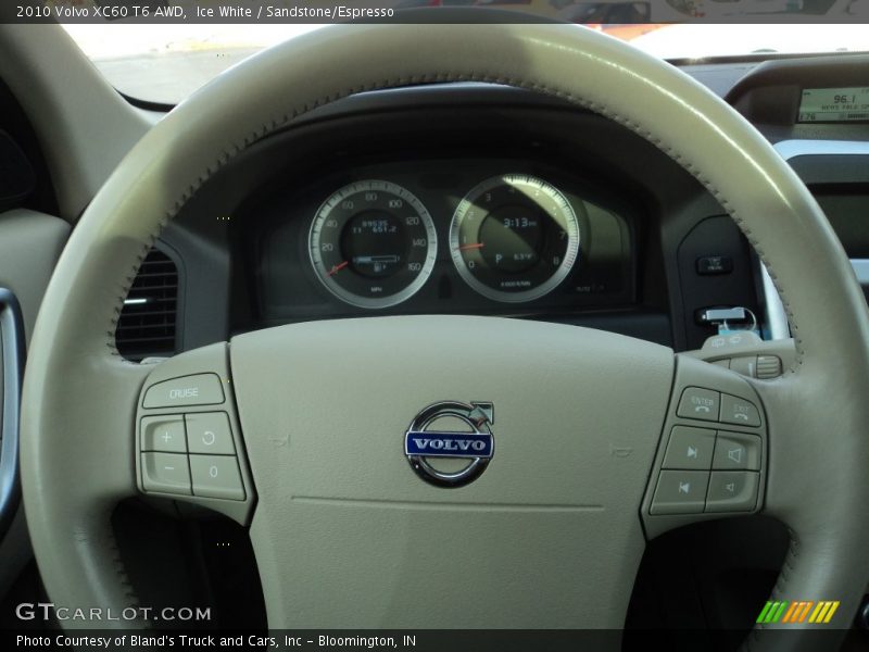 Ice White / Sandstone/Espresso 2010 Volvo XC60 T6 AWD