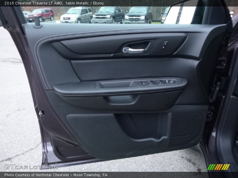 Sable Metallic / Ebony 2016 Chevrolet Traverse LT AWD