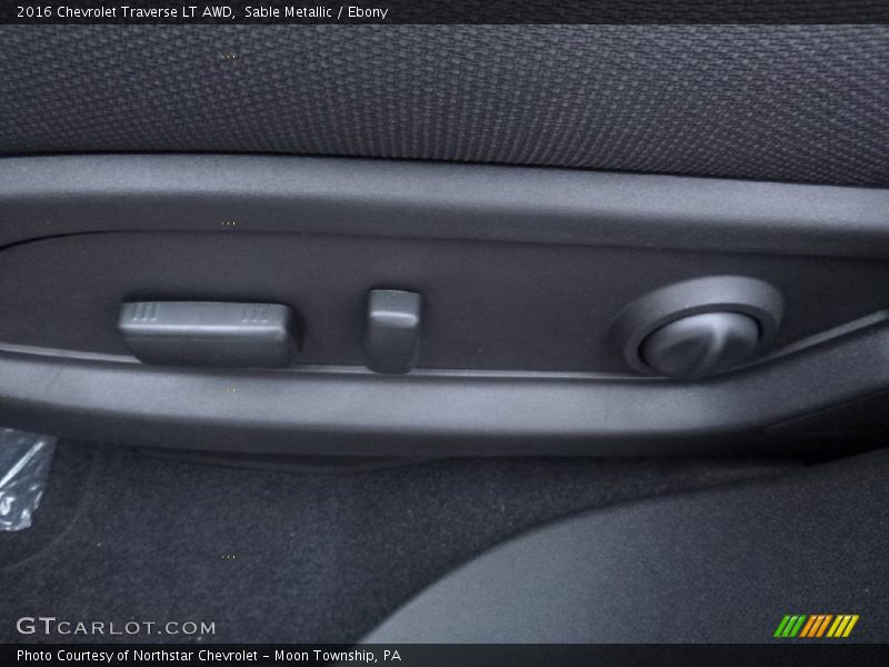Sable Metallic / Ebony 2016 Chevrolet Traverse LT AWD