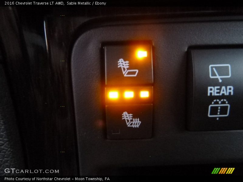 Sable Metallic / Ebony 2016 Chevrolet Traverse LT AWD