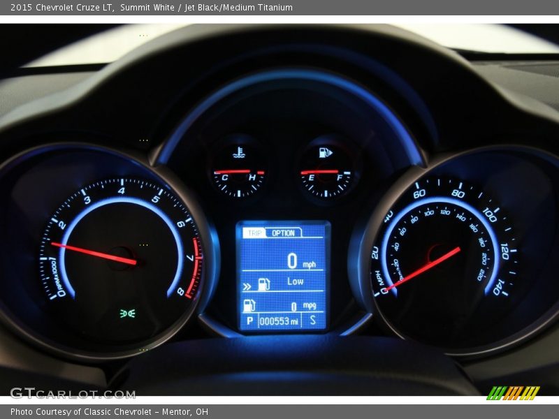 Summit White / Jet Black/Medium Titanium 2015 Chevrolet Cruze LT