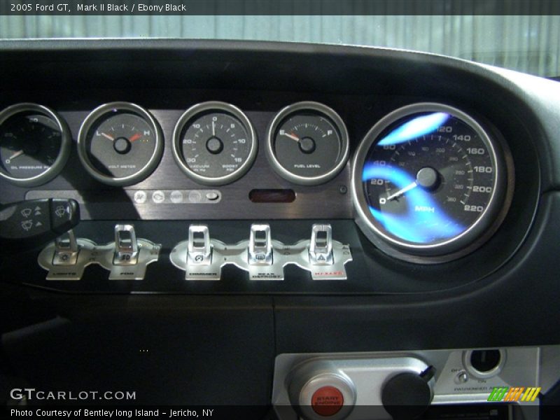 Mark II Black / Ebony Black 2005 Ford GT