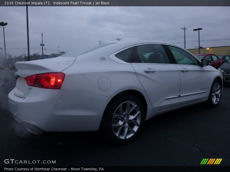 Iridescent Pearl Tricoat / Jet Black 2016 Chevrolet Impala LTZ
