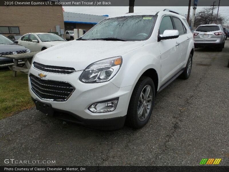 Iridescent Pearl Tricoat / Jet Black 2016 Chevrolet Equinox LTZ