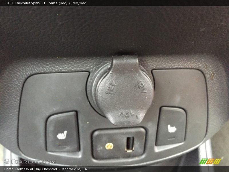 Salsa (Red) / Red/Red 2013 Chevrolet Spark LT