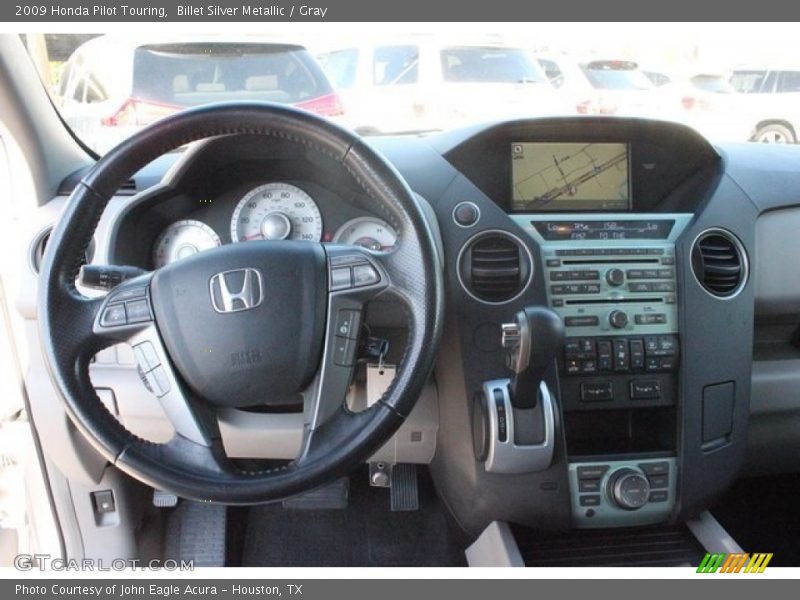 Dashboard of 2009 Pilot Touring