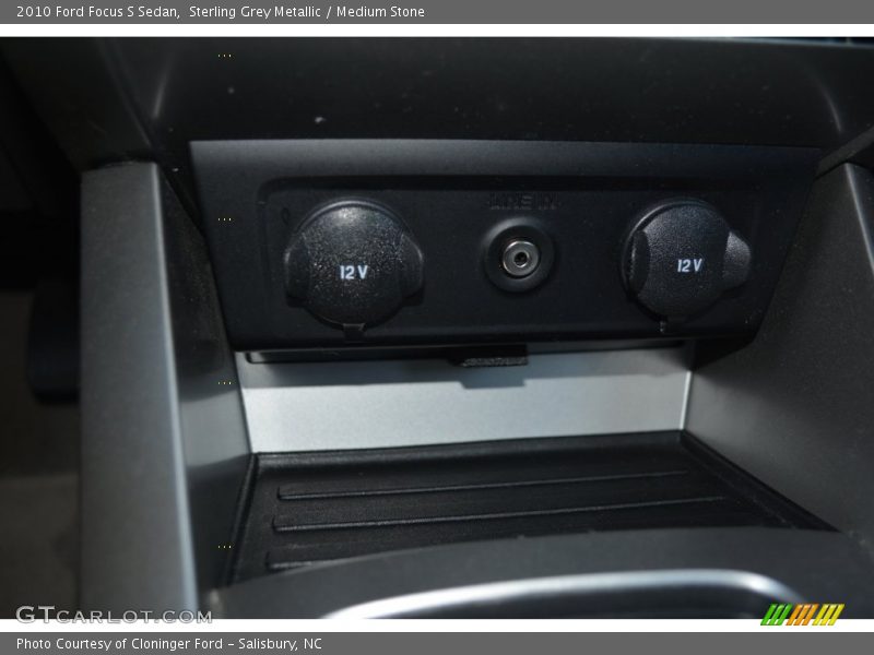 Sterling Grey Metallic / Medium Stone 2010 Ford Focus S Sedan