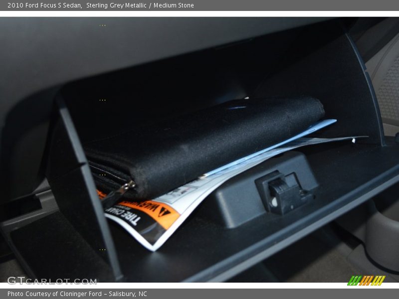 Sterling Grey Metallic / Medium Stone 2010 Ford Focus S Sedan