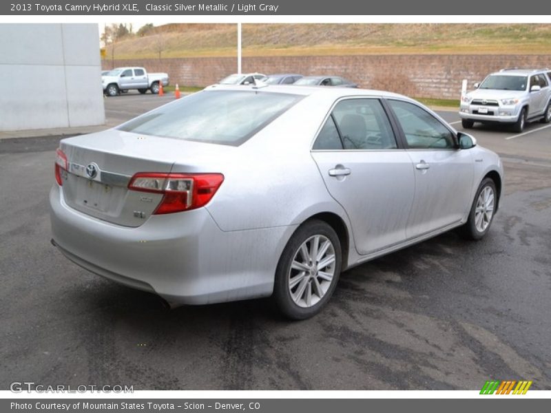 Classic Silver Metallic / Light Gray 2013 Toyota Camry Hybrid XLE