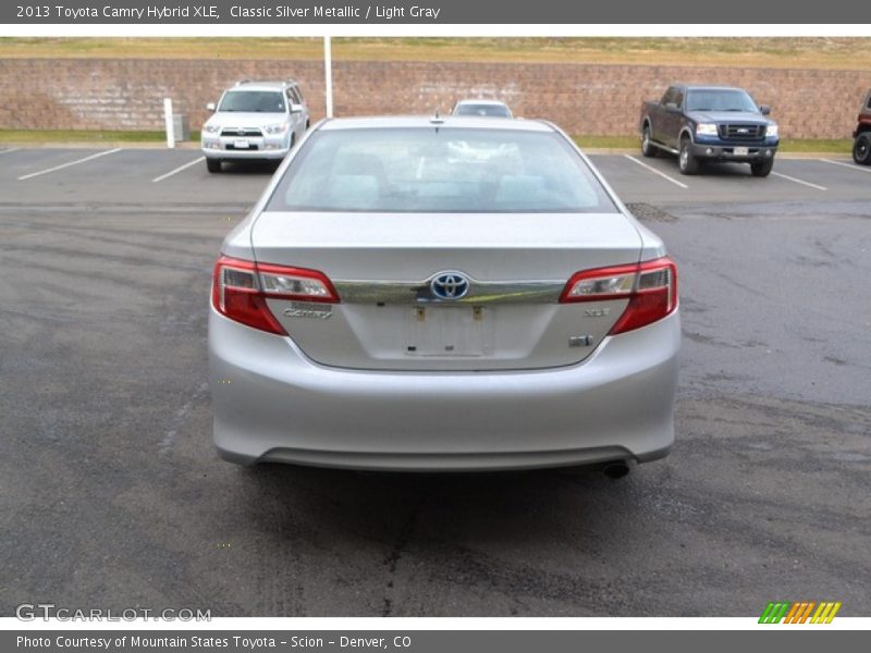 Classic Silver Metallic / Light Gray 2013 Toyota Camry Hybrid XLE