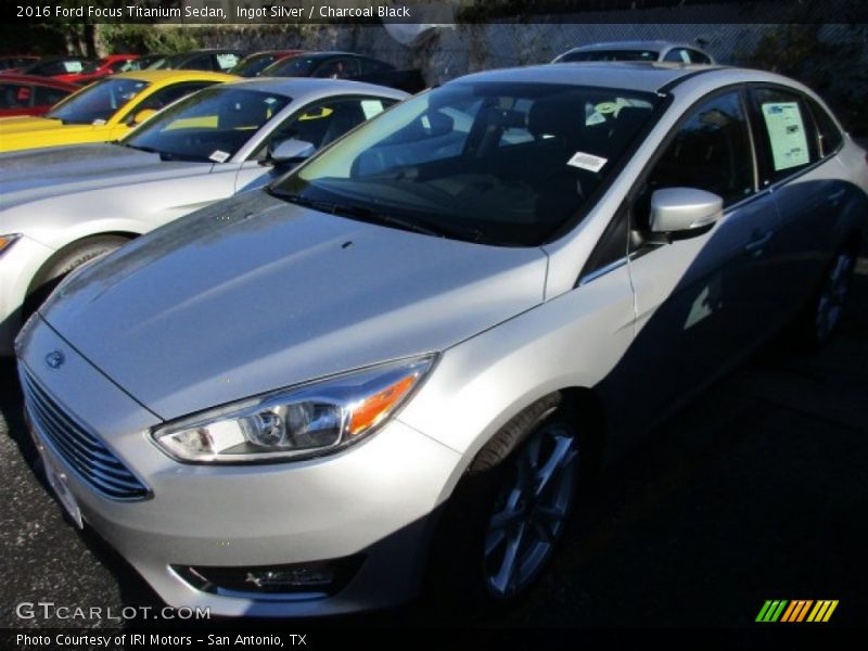 Ingot Silver / Charcoal Black 2016 Ford Focus Titanium Sedan