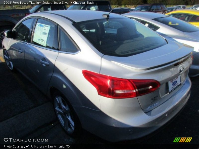 Ingot Silver / Charcoal Black 2016 Ford Focus Titanium Sedan